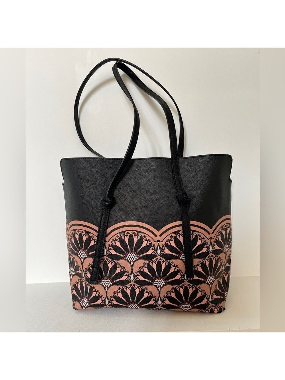 NANETTE LEPORE Tote Bag Open Top Black Tan Floral Design Business Office